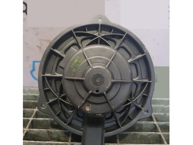 bontott KIA SORENTO Fűtőmotor (Klímás)