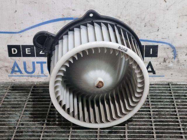 bontott KIA SORENTO Fűtőmotor (Klímás)