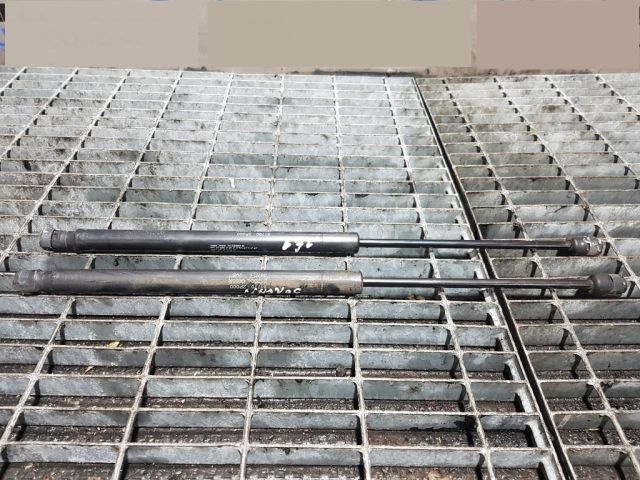 bontott KIA SORENTO Gázrugós Kitámasztó Teleszkóp Csomagtérajtó (Pozíciófüggetlen)