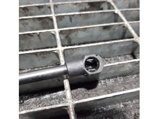 bontott KIA SORENTO Gázrugós Kitámasztó Teleszkóp Csomagtérajtó (Pozíciófüggetlen)