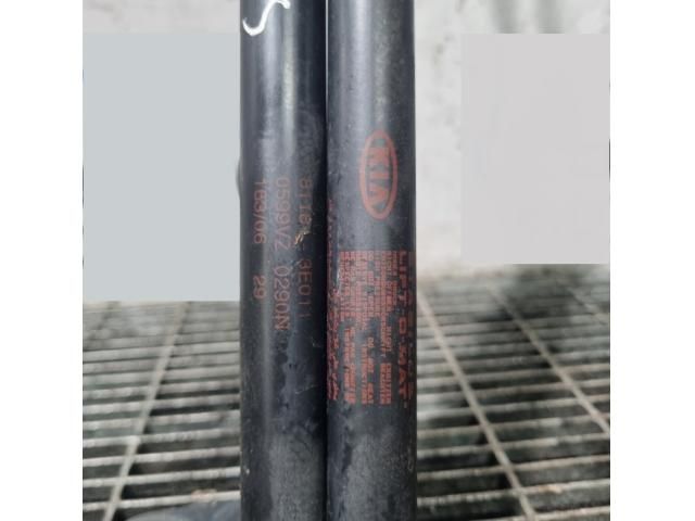 bontott KIA SORENTO Gázrugós Kitámasztó Teleszkóp Motorháztető