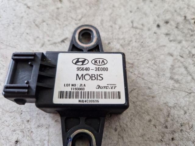 bontott KIA SORENTO Gyorsulás Jeladó