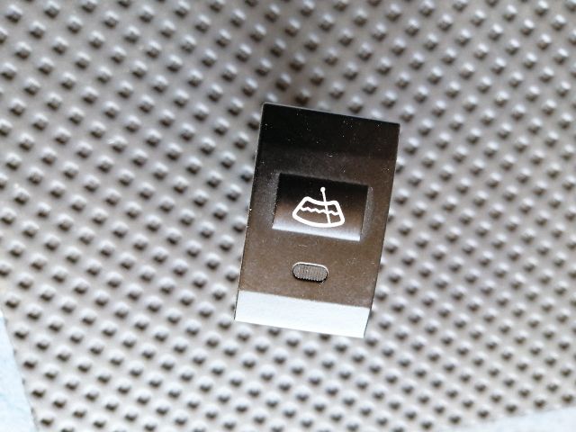 bontott KIA SORENTO Hátsó Ablaktörlő Kapcsoló