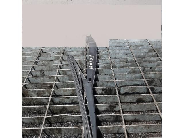 bontott KIA SORENTO Hátsó Ablaktörlő Kar