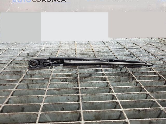 bontott KIA SORENTO Hátsó Ablaktörlő Kar