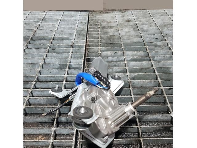 bontott KIA SORENTO Hátsó Ablaktörlő Motor