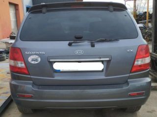 bontott KIA SORENTO Hátsó Karosszéria Csomag