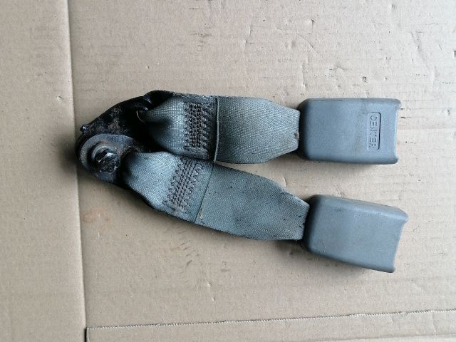 bontott KIA SORENTO Hátsó középső Biztonsági Öv Csat