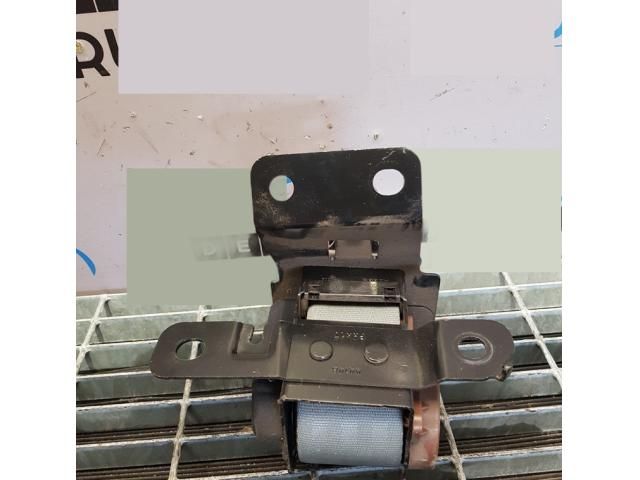 bontott KIA SORENTO Hátsó középső Biztonsági Öv