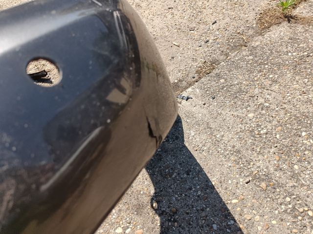 bontott KIA SORENTO Hátsó Lökhárító (Részeivel)