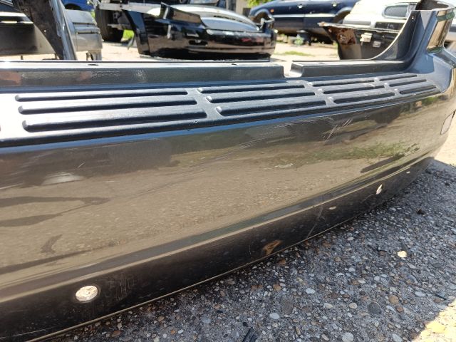 bontott KIA SORENTO Hátsó Lökhárító (Részeivel)