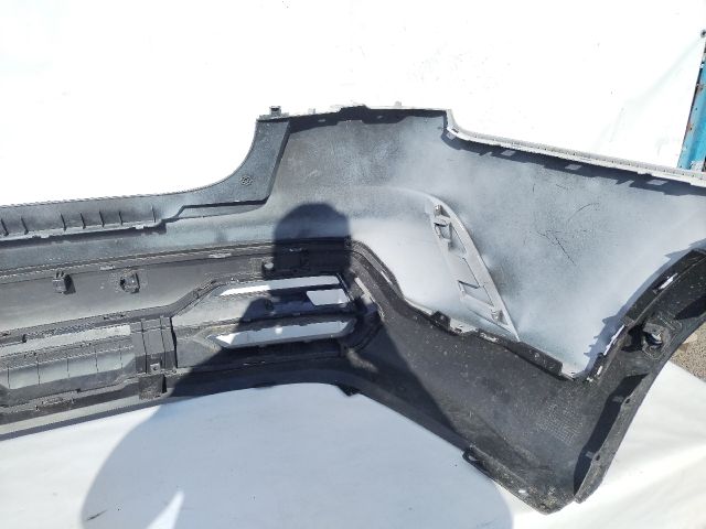 bontott KIA SORENTO Hátsó Lökhárító (Üresen)