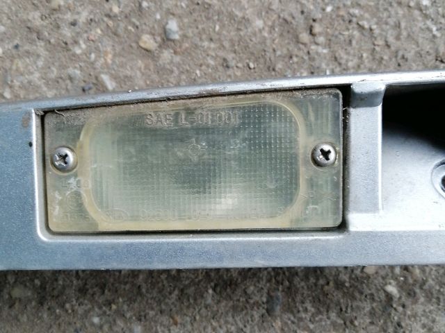 bontott KIA SORENTO Hátsó Rendszámtábla Világítás