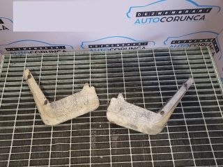 bontott KIA SORENTO Hátsó Sárvédő Gumi Pár