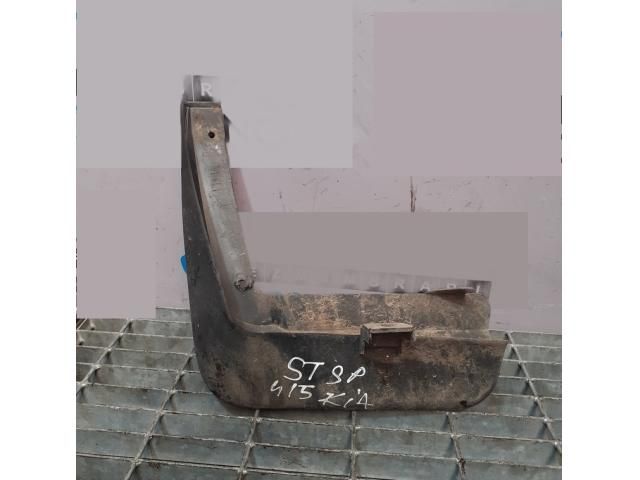 bontott KIA SORENTO Hátsó Sárvédő Gumi Pár