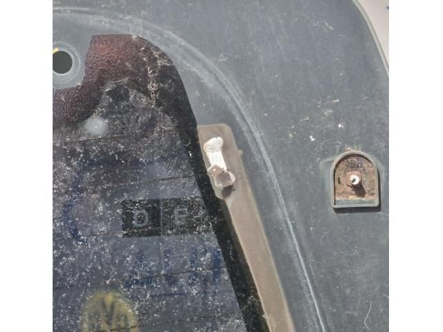 bontott KIA SORENTO Hátsó Szélvédő