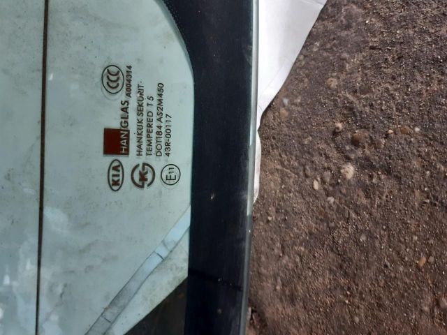 bontott KIA SORENTO Hátsó Szélvédő