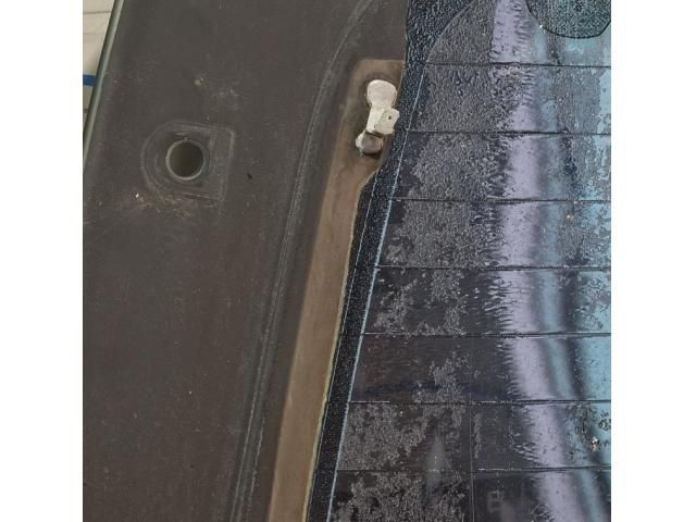 bontott KIA SORENTO Hátsó Szélvédő