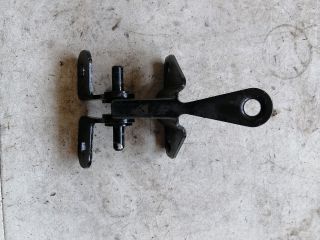 bontott KIA SORENTO Hátsó Ülés Rögzítő