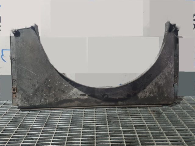 bontott KIA SORENTO Hűtő Légterelő