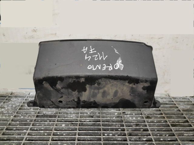 bontott KIA SORENTO Hűtő Légterelő