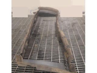 bontott KIA SORENTO Hűtő Légterelő