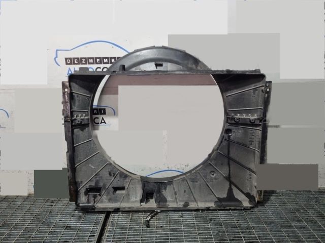 bontott KIA SORENTO Hűtő Légterelő