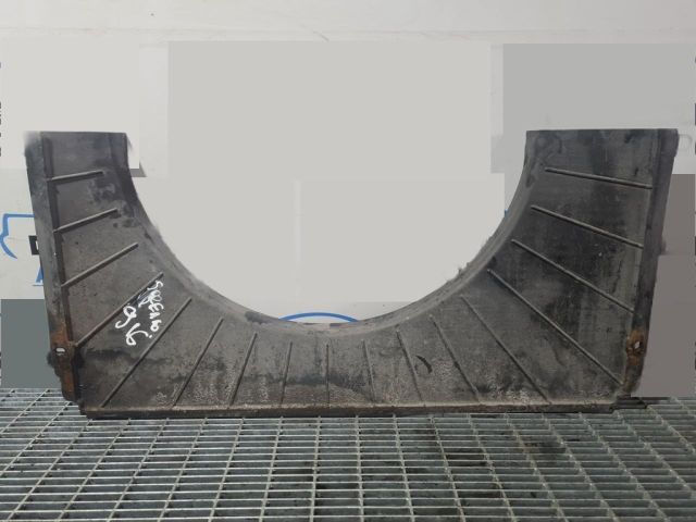 bontott KIA SORENTO Hűtő Légterelő