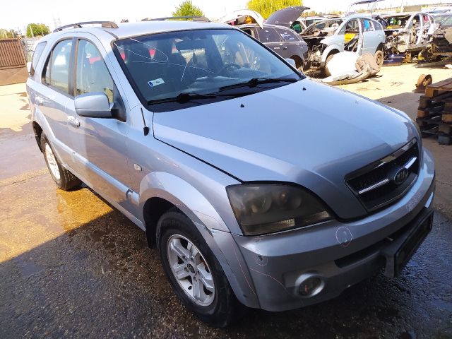 bontott KIA SORENTO Hűtőrács