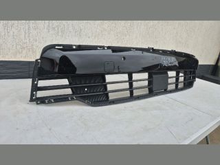 bontott KIA SORENTO Hűtőrács