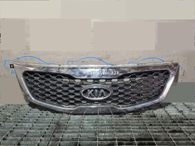 bontott KIA SORENTO Hűtőrács