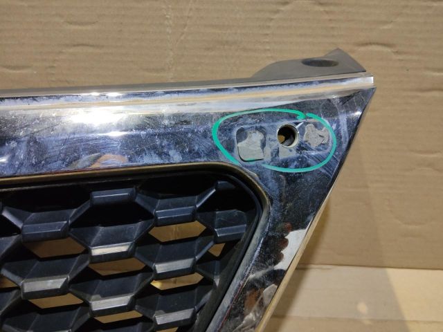 bontott KIA SORENTO Hűtőrács