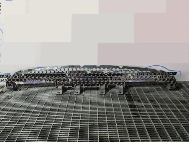 bontott KIA SORENTO Hűtőrács