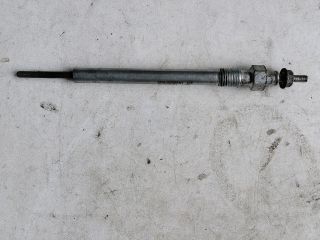 bontott KIA SORENTO Izzító/Gyújtó Gyertya