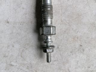 bontott KIA SORENTO Izzító/Gyújtó Gyertya