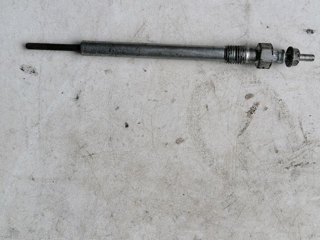 bontott KIA SORENTO Izzító/Gyújtó Gyertya