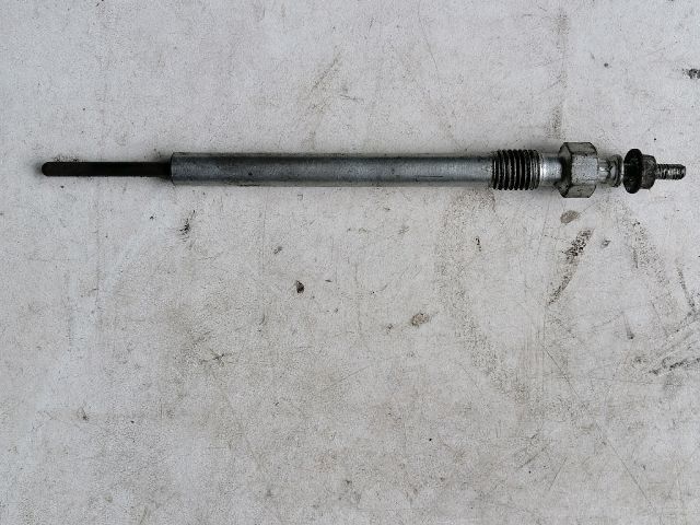 bontott KIA SORENTO Izzító/Gyújtó Gyertya