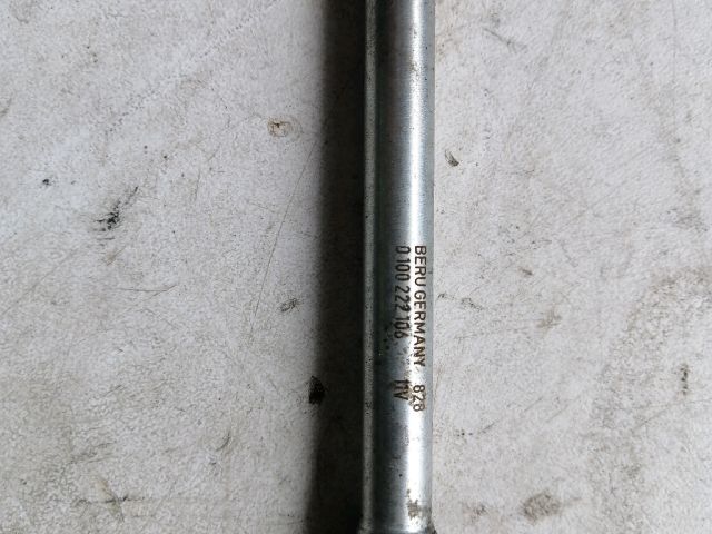 bontott KIA SORENTO Izzító/Gyújtó Gyertya