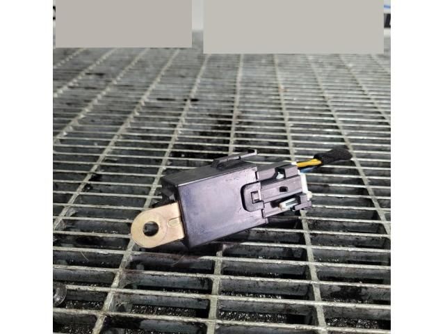 bontott KIA SORENTO Izzító Relé