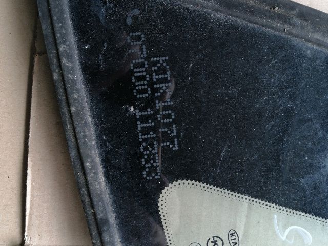 bontott KIA SORENTO Jobb C Oszlop Oldalablak Üveg