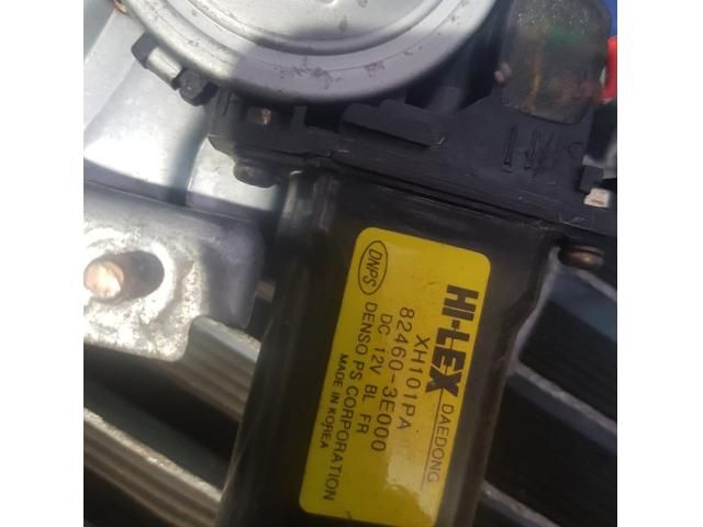 bontott KIA SORENTO Jobb első Ablakemelő Szerkezet (Elektromos)