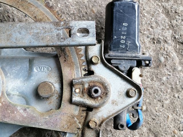 bontott KIA SORENTO Jobb első Ablakemelő Szerkezet (Elektromos)