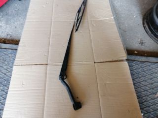 bontott KIA SORENTO Jobb első Ablaktörlő Kar