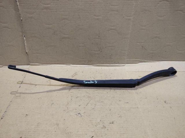 bontott KIA SORENTO Jobb első Ablaktörlő Kar