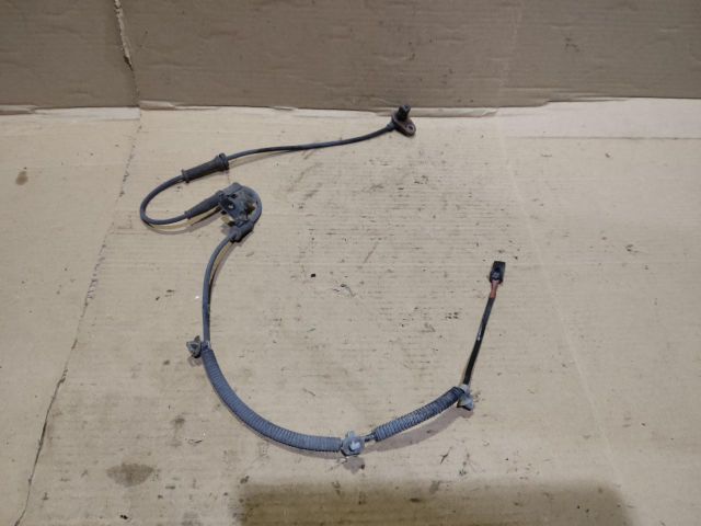 bontott KIA SORENTO Jobb első ABS Jeladó