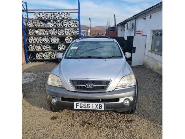 bontott KIA SORENTO Jobb első Ajtó Díszléc