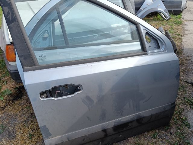 bontott KIA SORENTO Jobb első Ajtó (Részeivel)