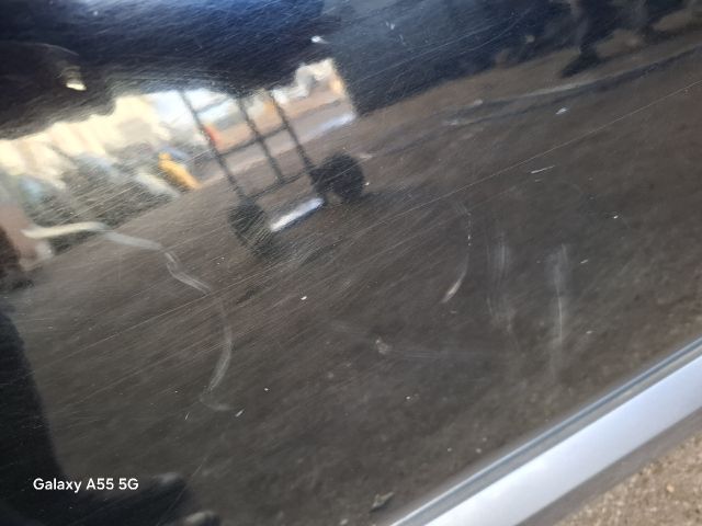 bontott KIA SORENTO Jobb első Ajtó (Részeivel)