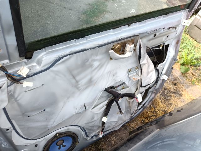 bontott KIA SORENTO Jobb első Ajtó (Részeivel)