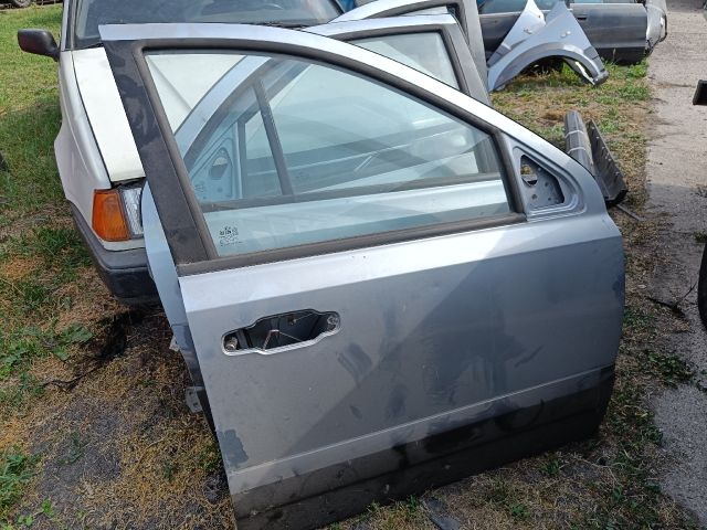 bontott KIA SORENTO Jobb első Ajtó (Részeivel)